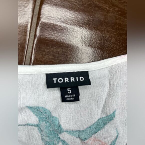 Torrid Babydoll peasant Gauze Crochet Trim Lace-Up Top sz 5 - Picture 4 of 12